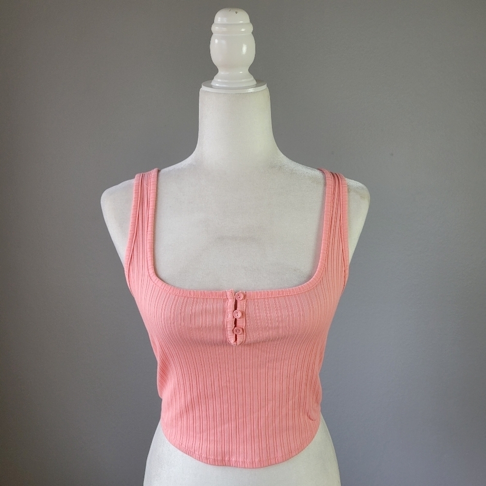 BOZZOLO // pink ribbed button front tank top
